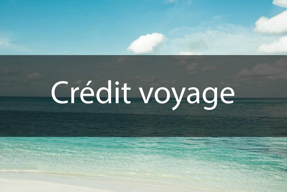 Plage et mer turquoise avec le titre « Crédit voyage »